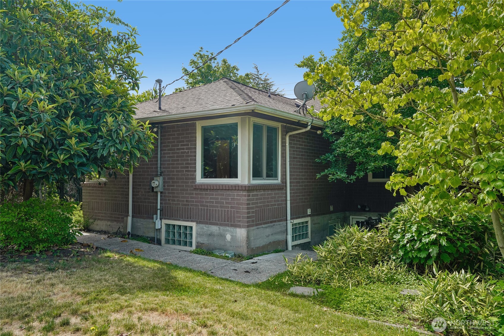 3004 Southwest Barton Street Seattle, WA 98126 - Photo 37 of 40