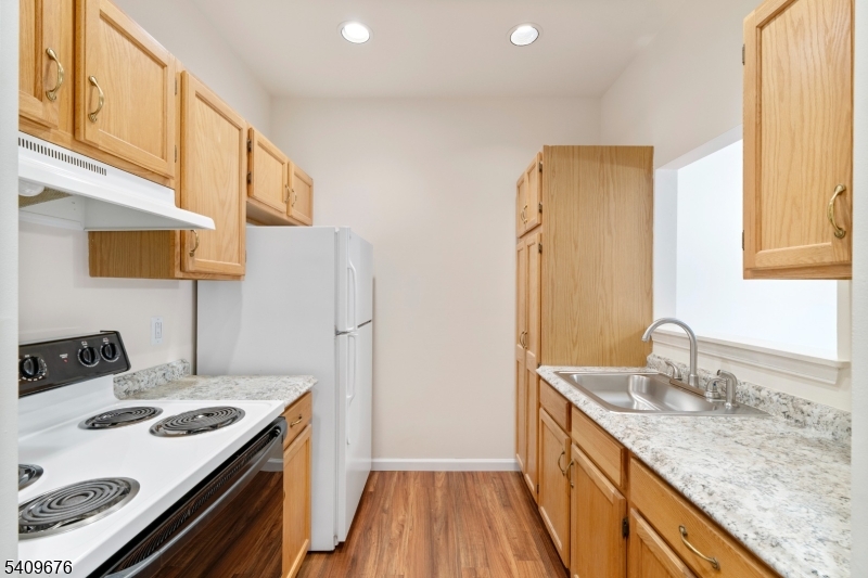 1202 Richmond Road, Unit 202 West Milford, NJ 07480 - Photo 12 of 19