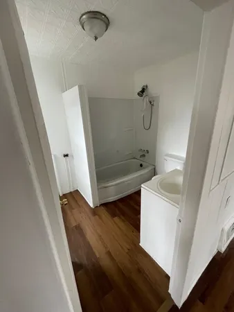 $2,350 | 7 Shedds Avenue, Nashua, NH 03060