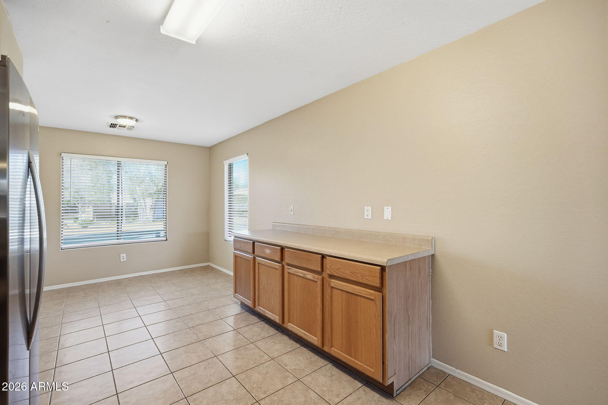 10013 West Crown King Road Tolleson, AZ 85353 - Photo 14 of 38 009_ListerPros