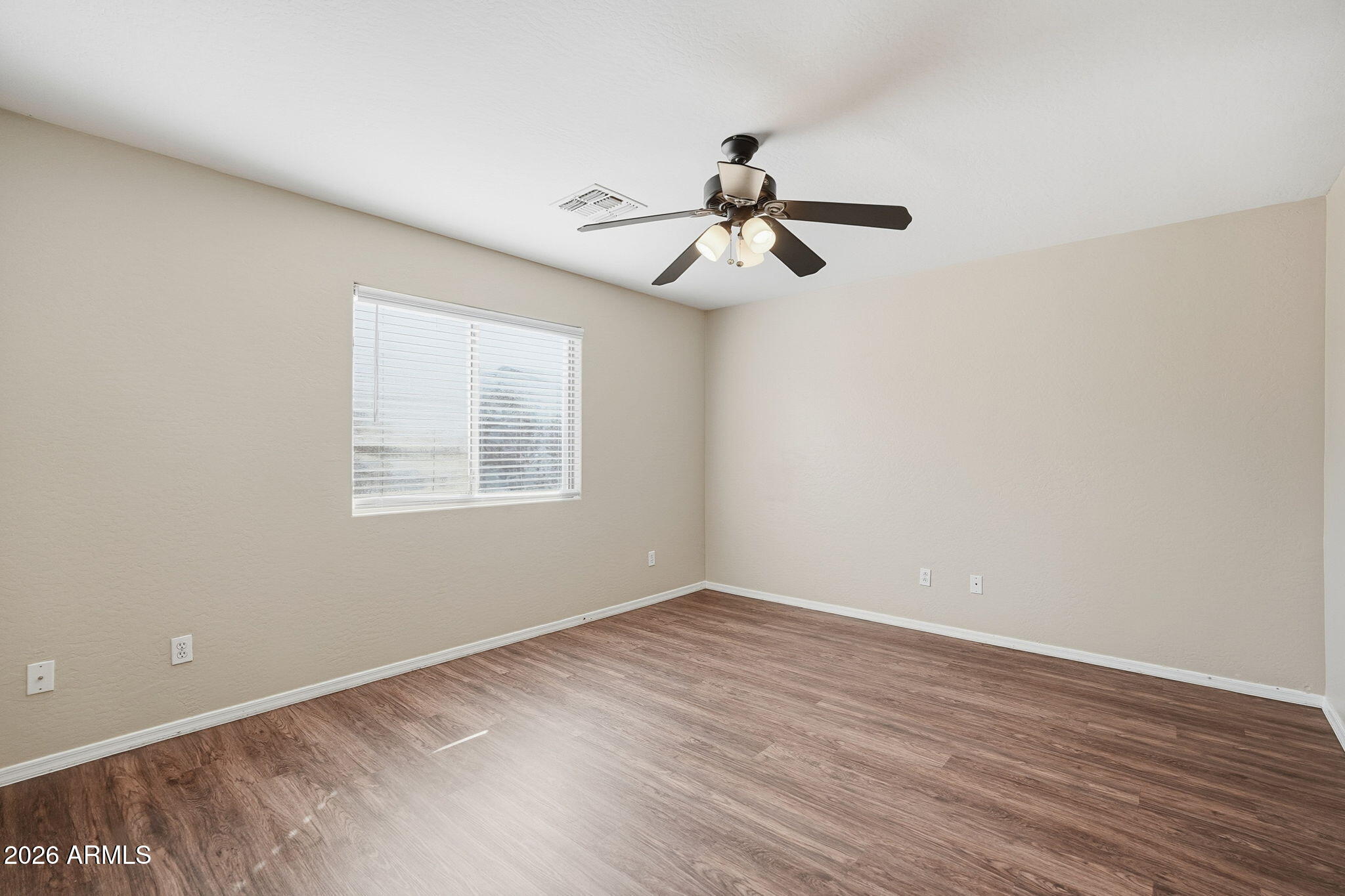 10013 West Crown King Road Tolleson, AZ 85353 - Photo 23 of 38 018_ListerPros