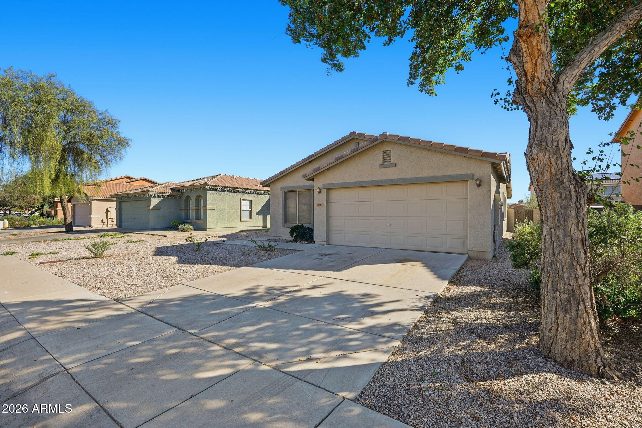 10013 West Crown King Road Tolleson, AZ 85353 - Photo 3 of 38 003_ListerPros