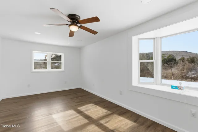 $449,900 | 86 Cedar Grove Road, Coeymans, NY 12158