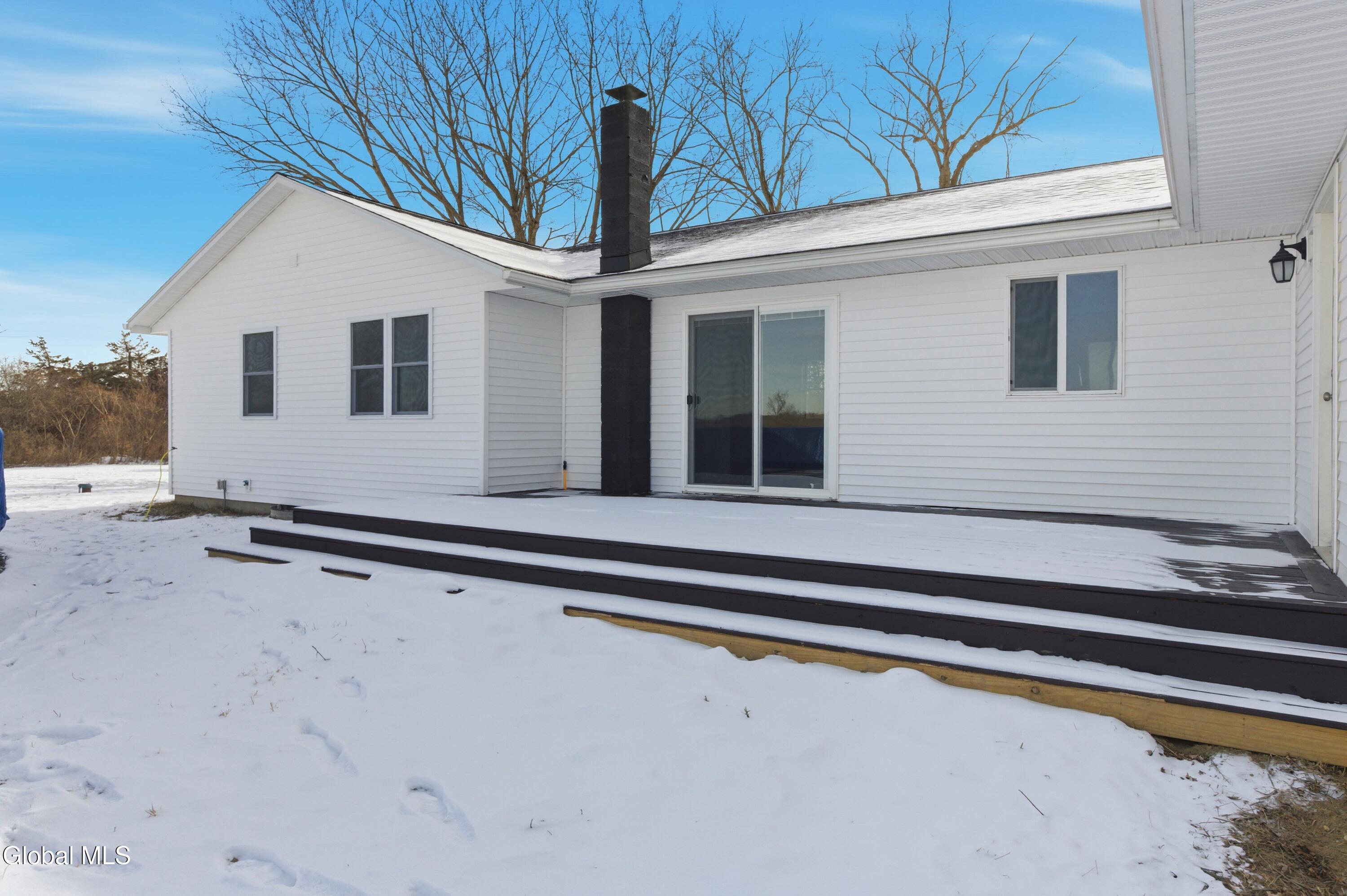 86 Cedar Grove Road Coeymans, NY 12158 - Photo 3 of 32 27