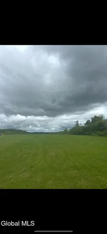 $425,000 | 86 Cedar Grove Road, Coeymans, NY 12158