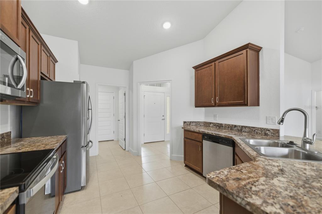5360 Southwest 165th St Road Ocala, FL 34473 - Photo 10 of 38 Gallery Image 10
