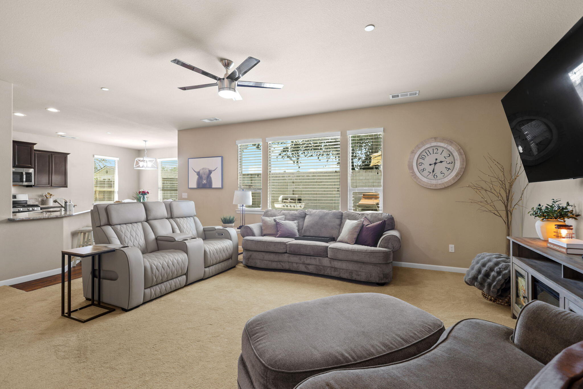 3642 Geyser Way Anderson, CA 96007 - Photo 6 of 46 Welcome home!