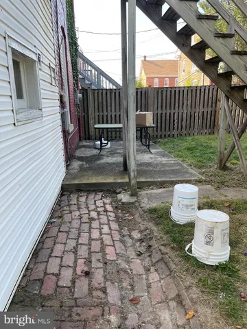 $2,400 | 744 West Washington Street, Hagerstown, MD 21740