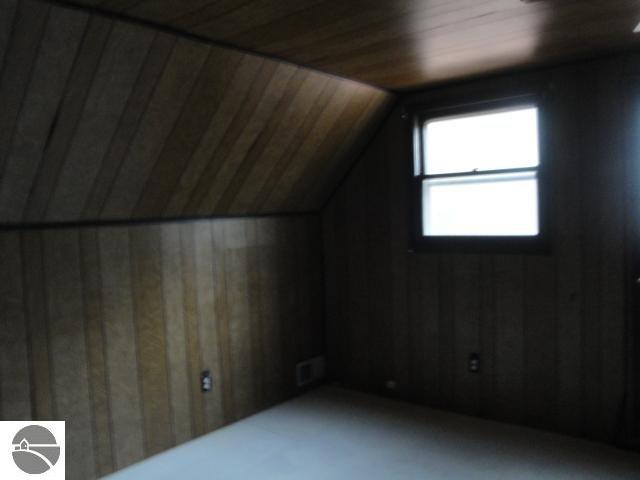 4822 Deerfield Road Kalkaska, MI 49646 - Photo 6 of 9 1741095-5.JPG