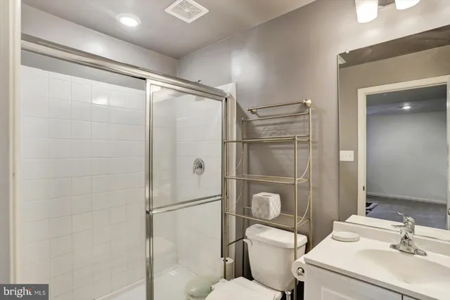 a view of a hallway with closet