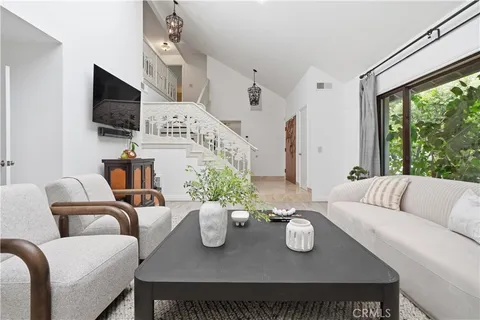 $2,499,000 | 6312 Tahoe Drive, Los Angeles, CA 90068