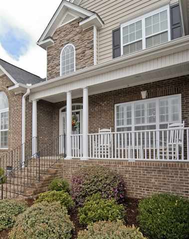 124 Gladstone Way Greer, SC 29650 - Photo 3 of 25 Gallery Image 3