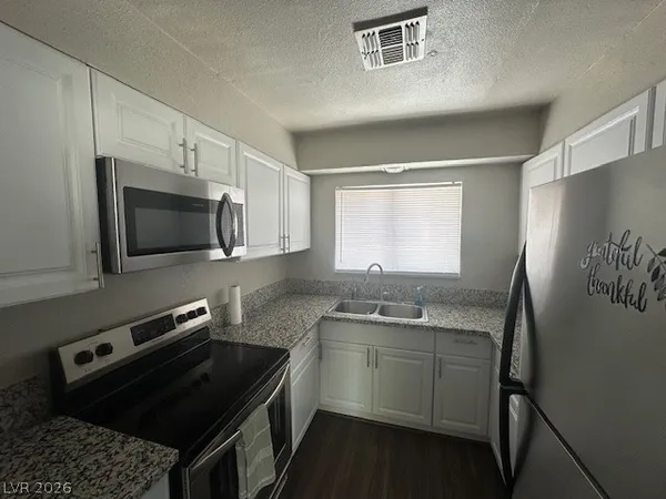 $1,495 | 223 North 14th Street, Unit 223, Las Vegas, NV 89101