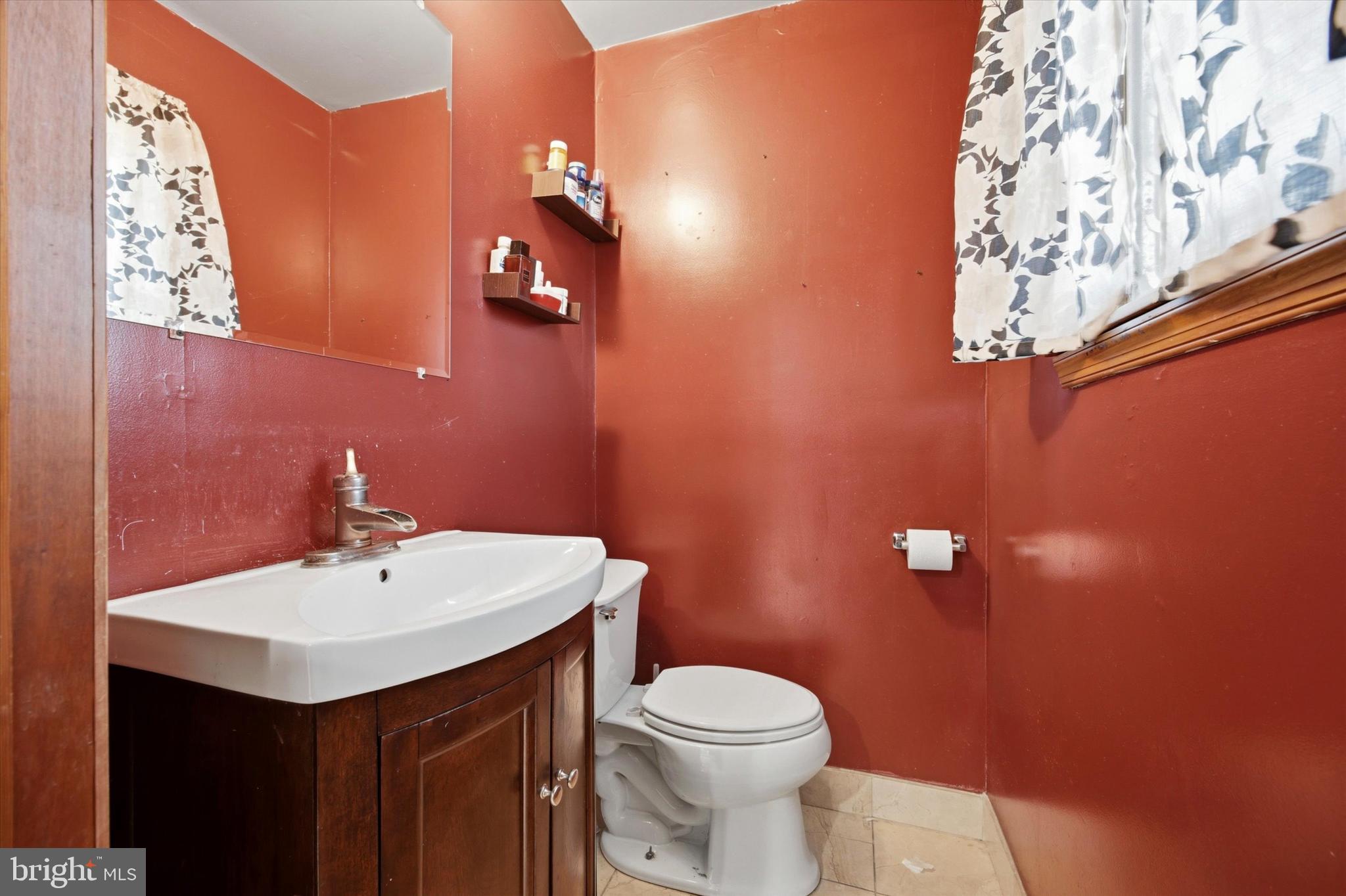 180 St Laurence Road Upper Darby, PA 19082 - Photo 7 of 19