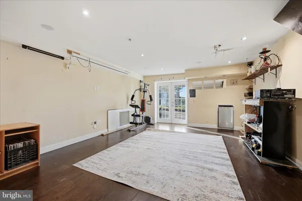 $275,000 | 180 St Laurence Road, Upper Darby, PA 19082