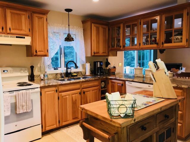 82 Windsor Way Ellsworth, ME 04605 - Photo 16 of 30 New appliances, custom cabinets.