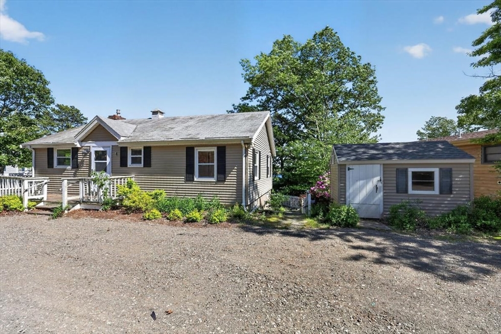 207 Sandy Beach Road Plymouth, MA 02360 - Photo 3 of 39