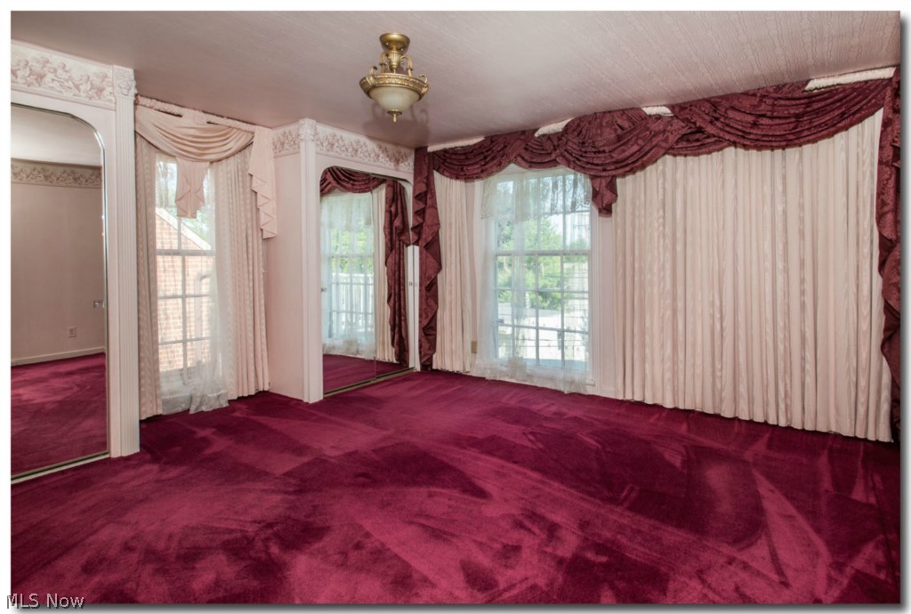 3941 Tyndall Road Cleveland, OH 44118 - Photo 17 of 25 Gallery Image 17