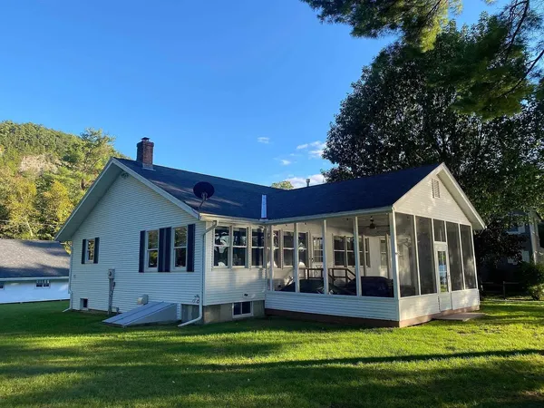 $1,025,000 | 170 Cones Point Road, Poultney, VT 05764