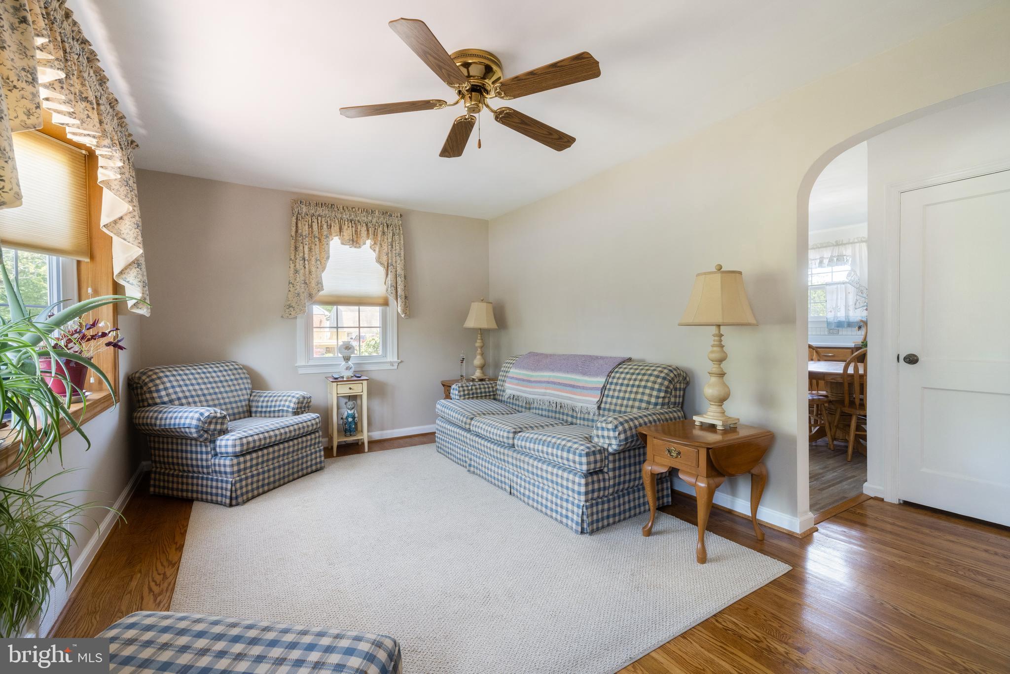 255 Greene Road Warminster, PA 18974 - Photo 3 of 38