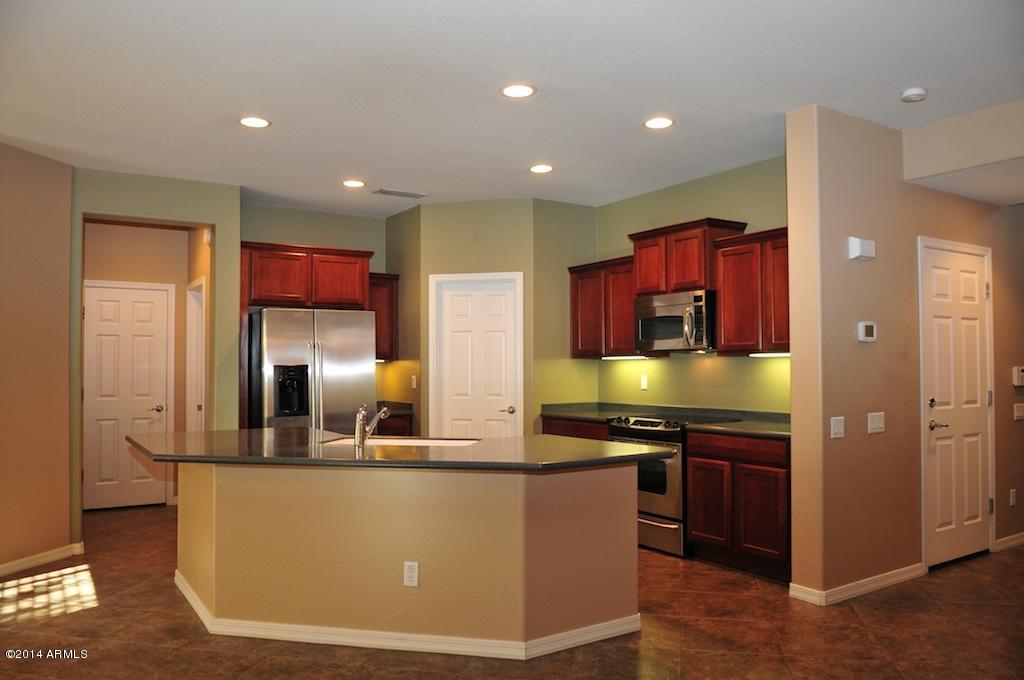 2023 West Kathleen Road Phoenix, AZ 85023 - Photo 16 of 70 BAS_6486