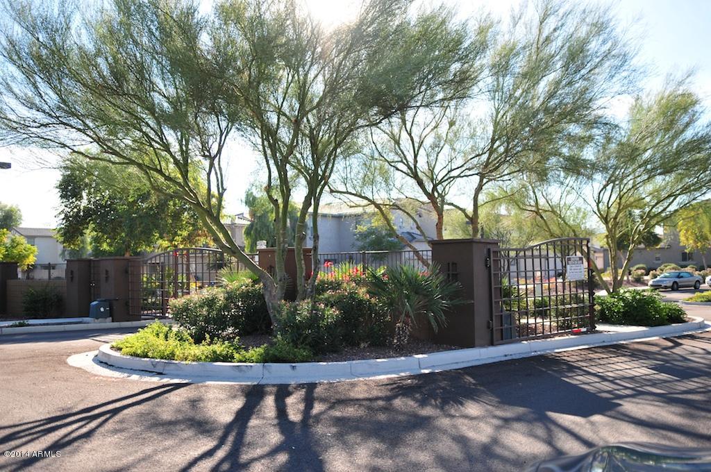 2023 West Kathleen Road Phoenix, AZ 85023 - Photo 3 of 70 BAS_6465