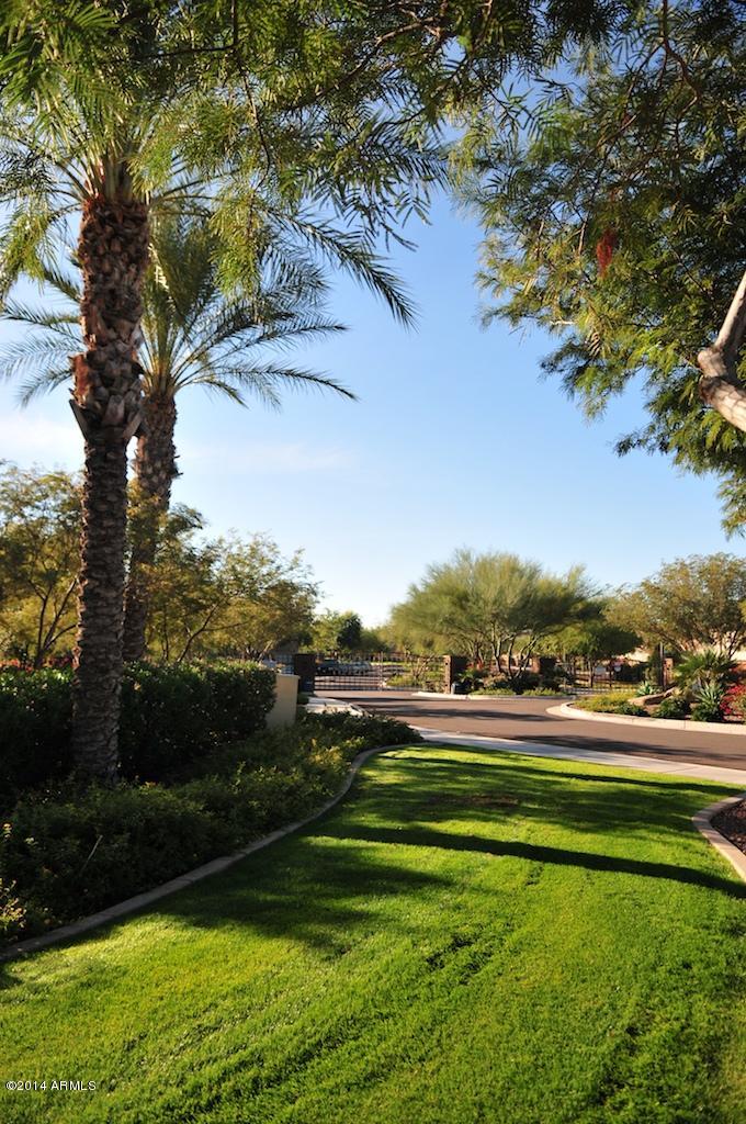 2023 West Kathleen Road Phoenix, AZ 85023 - Photo 4 of 70 BAS_6460