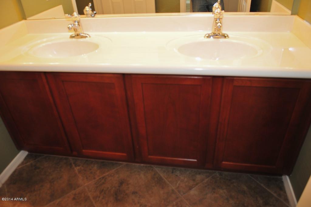 2023 West Kathleen Road Phoenix, AZ 85023 - Photo 54 of 70 BAS_6556