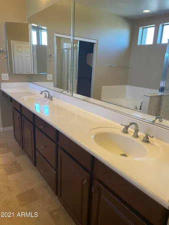 $2,995 | 2427 West Eagle Feather Road, Phoenix, AZ 85085