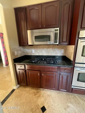 $2,995 | 2427 West Eagle Feather Road, Phoenix, AZ 85085