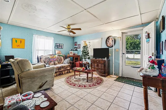 $240,000 | 2518 Elm Street, Seffner, FL 33584