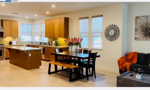 $1,950,000 | 542 Santa Maria Terrace, Unit 5, Sunnyvale, CA 94085