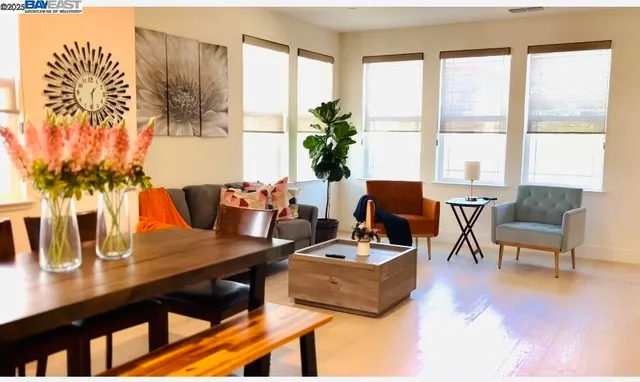 $1,950,000 | 542 Santa Maria Terrace, Unit 5, Sunnyvale, CA 94085