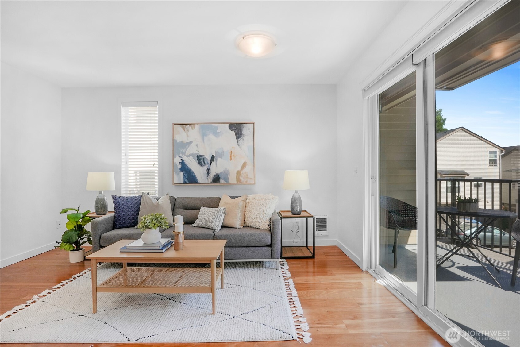 1131 North 93rd Street, Unit 3 Seattle, WA 98103 - Photo 3 of 32
