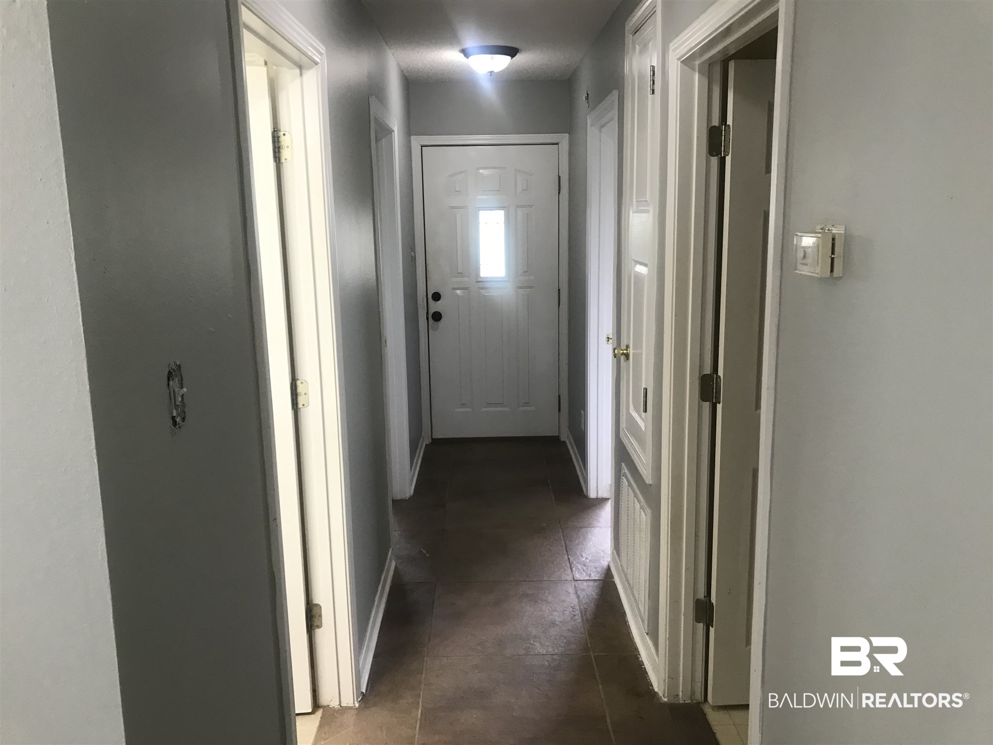 7852 Audubon Drive Foley, AL 36535 - Photo 10 of 15 Entry hallway