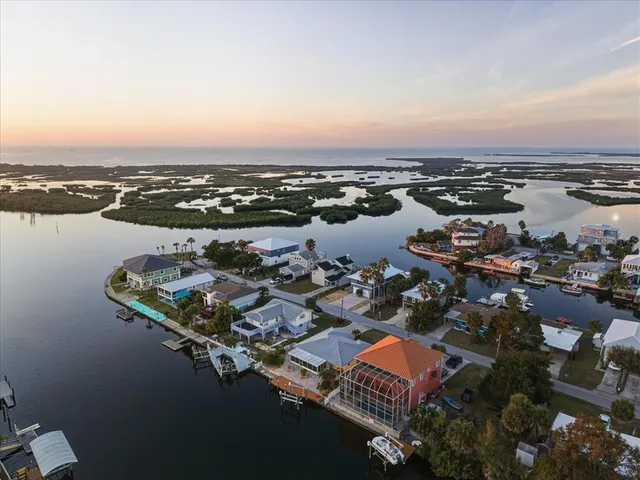 $550,000 | 3288 Minnow Creek Drive, Hernando Beach, FL 34607
