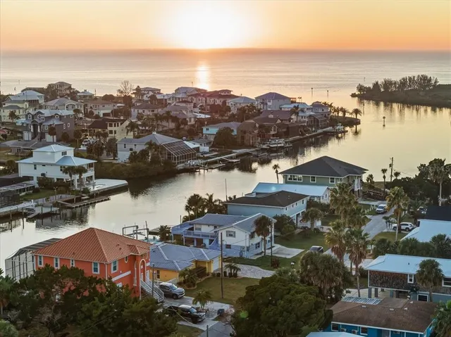 $550,000 | 3288 Minnow Creek Drive, Hernando Beach, FL 34607