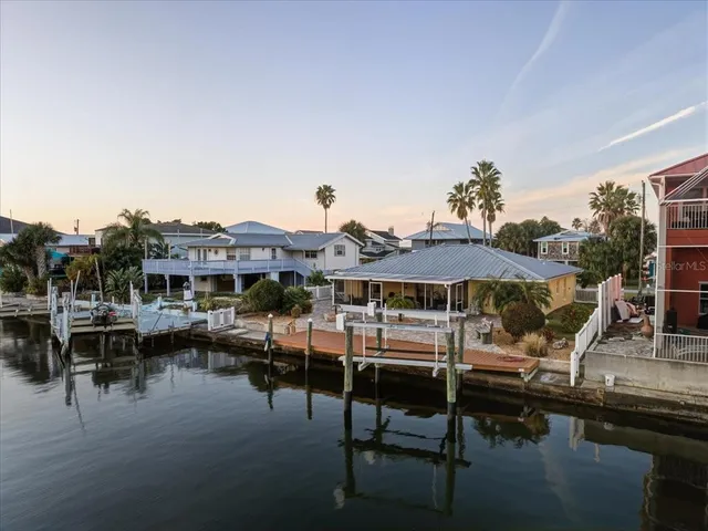 $550,000 | 3288 Minnow Creek Drive, Hernando Beach, FL 34607