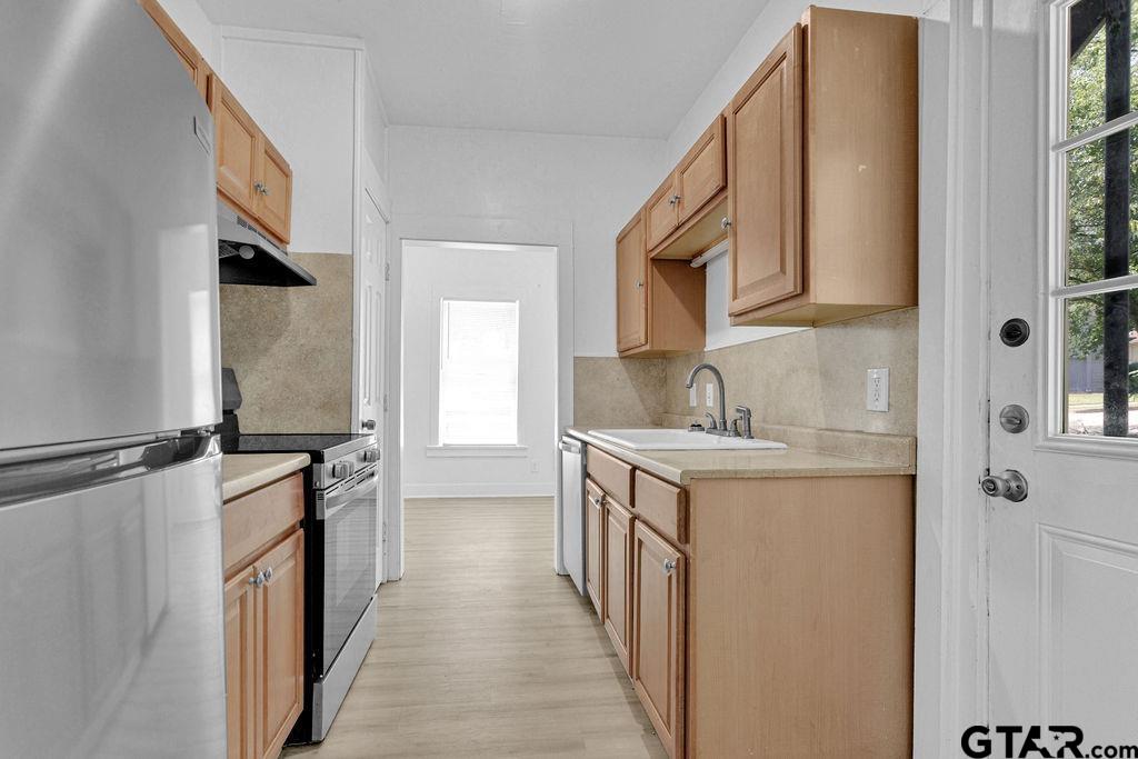 831 West Houston Street Tyler, TX 75702 - Photo 13 of 48