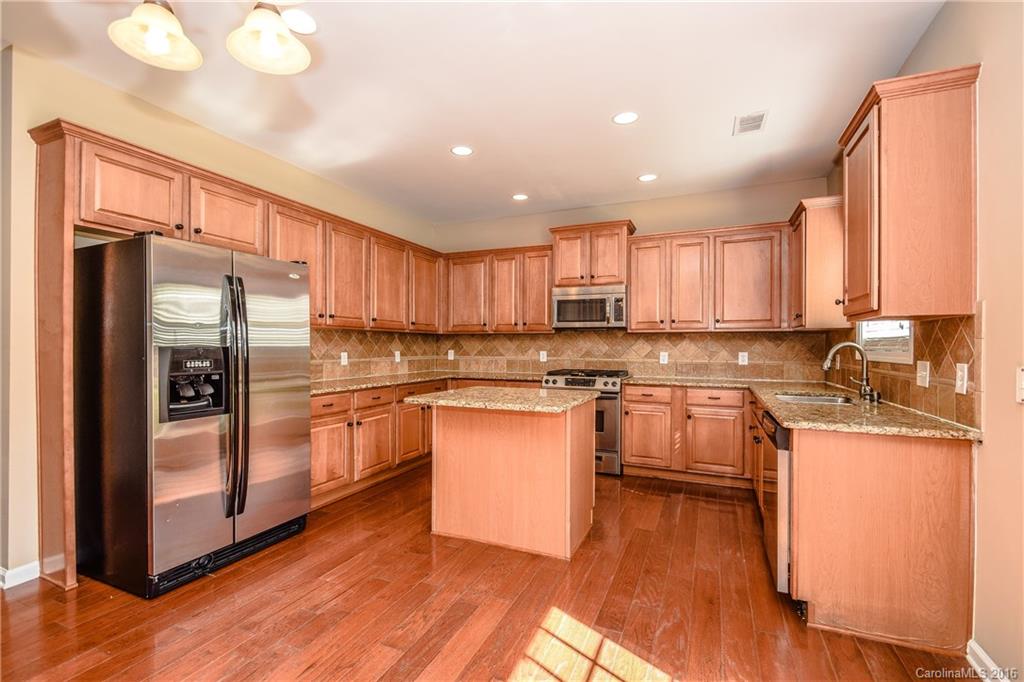 10601 Greenhead View Road Charlotte, NC 28262 - Photo 11 of 24 Gallery Image 11