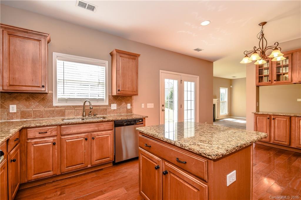 10601 Greenhead View Road Charlotte, NC 28262 - Photo 12 of 24 Gallery Image 12