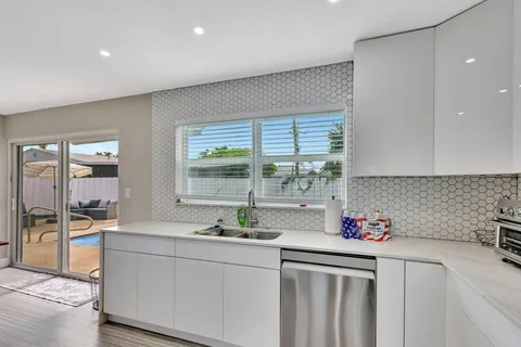 $524,900 | 9518 Keating Drive, Palm Beach Gardens, FL 33410