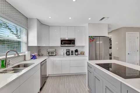 $524,900 | 9518 Keating Drive, Palm Beach Gardens, FL 33410