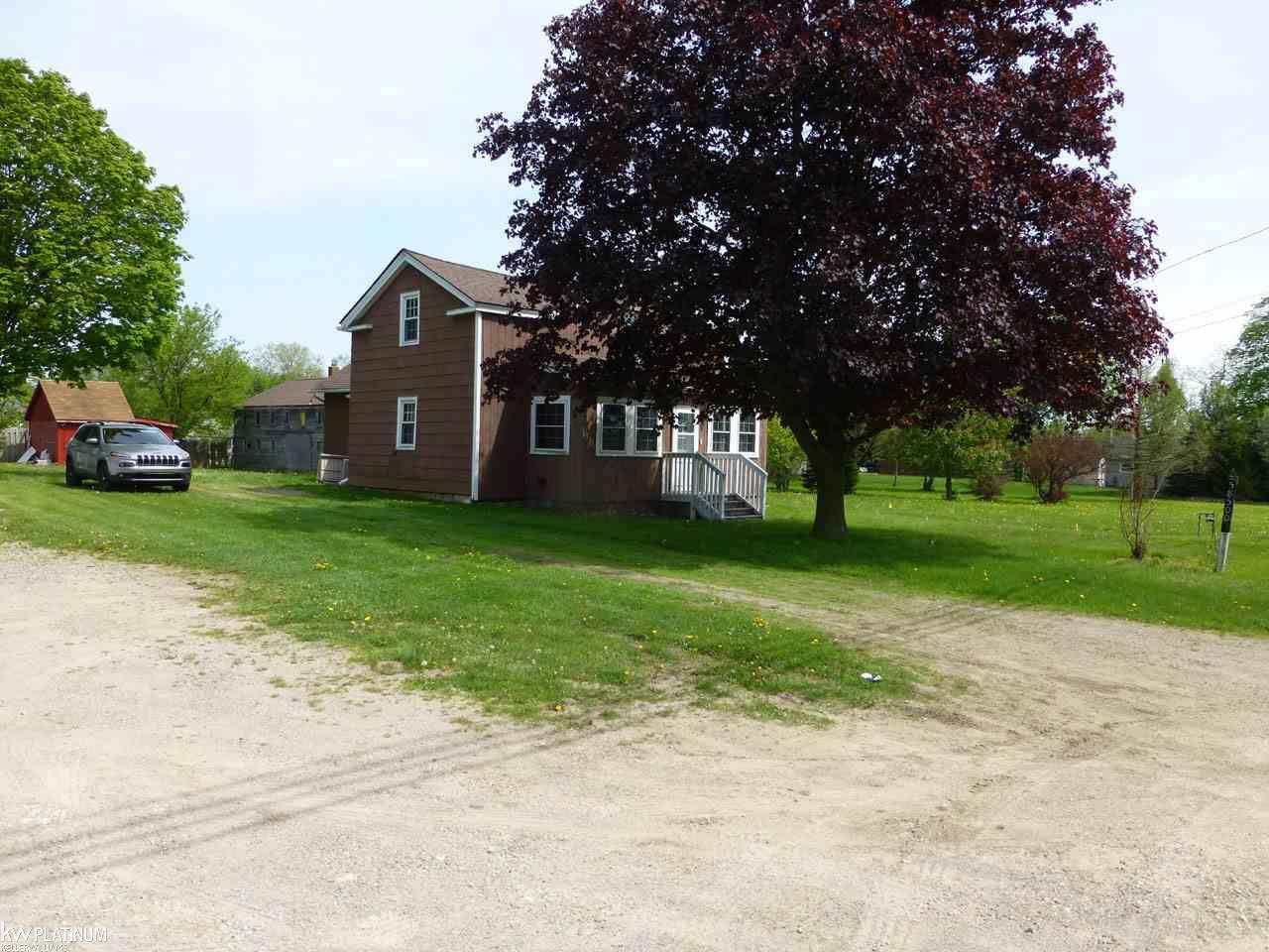 58500 Romeo Plank Road Ray, MI 48096 - Photo 2 of 29 31347967-1.JPG