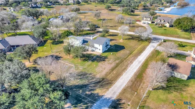 $547,750 | 445 Lakeshore Drive, Victoria, TX 77905