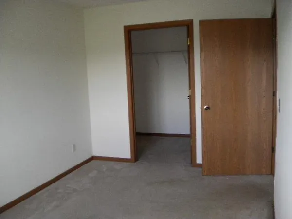 $1,300 | 626 West 8th Street, Unit A, New Richmond, WI 54017