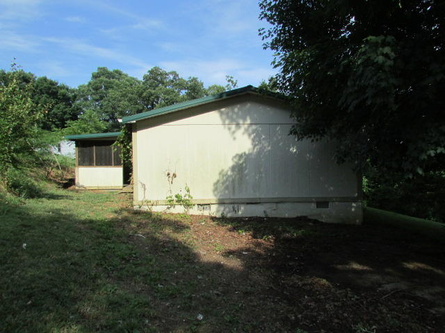 5091 Watson Road Loudon, TN 37774 - Photo 8 of 9 IMG_7614
