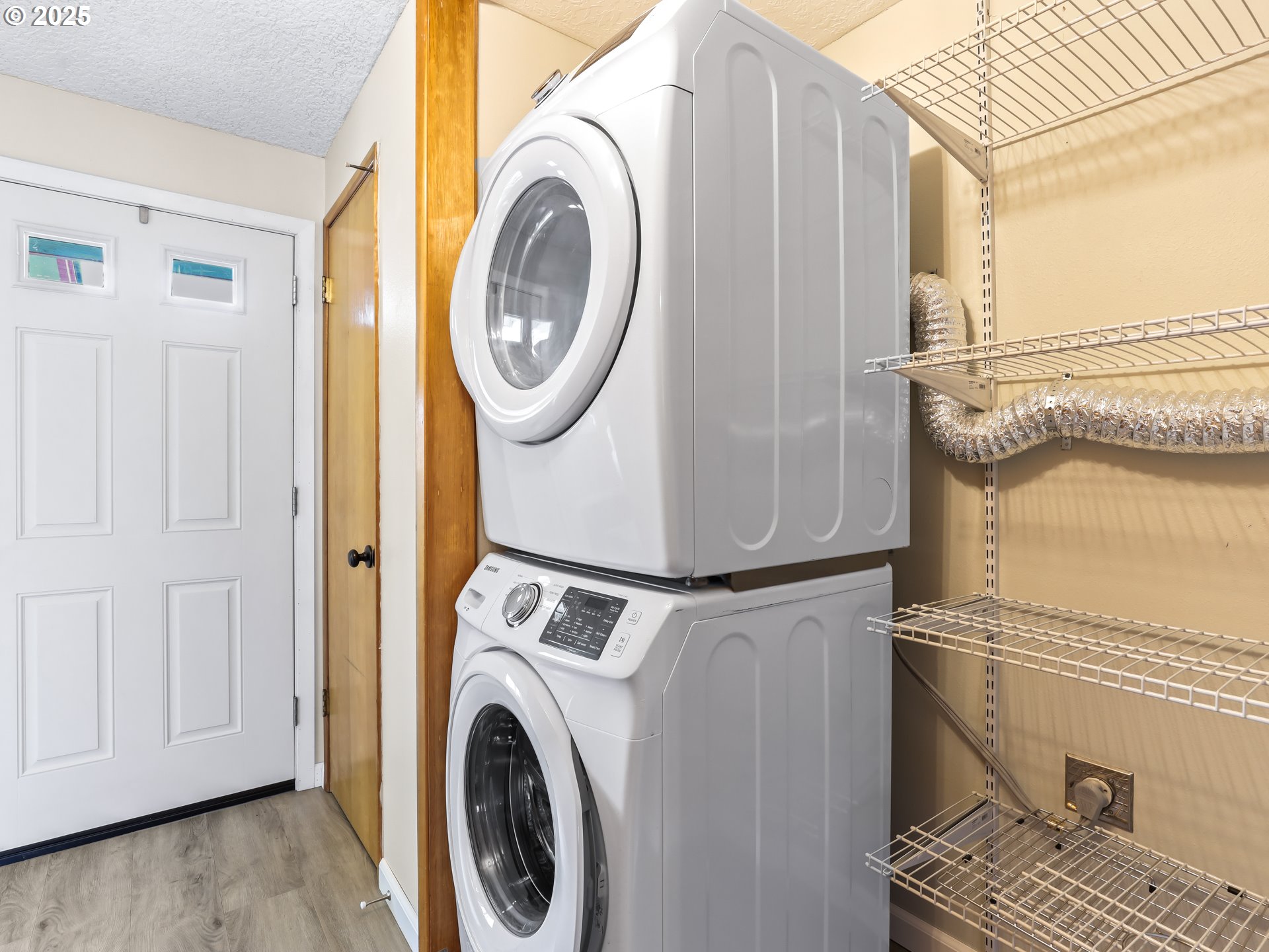 14967 Southeast Grant Court Portland, OR 97233 - Photo 26 of 46 a utility room with dryer and washer