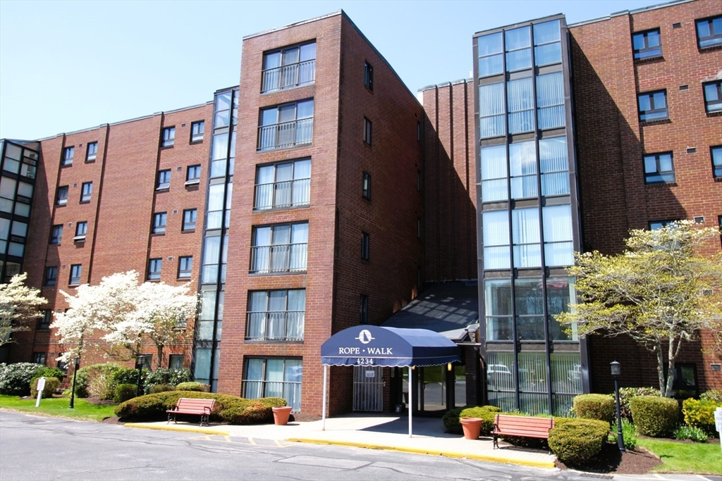 4234 North Main Street, Unit 208 Fall River, MA 02720 - Photo 20 of 27 a building view
