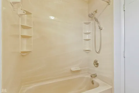 $299,900 | 10190 North Balfer Drive East, Fortville, IN 46040